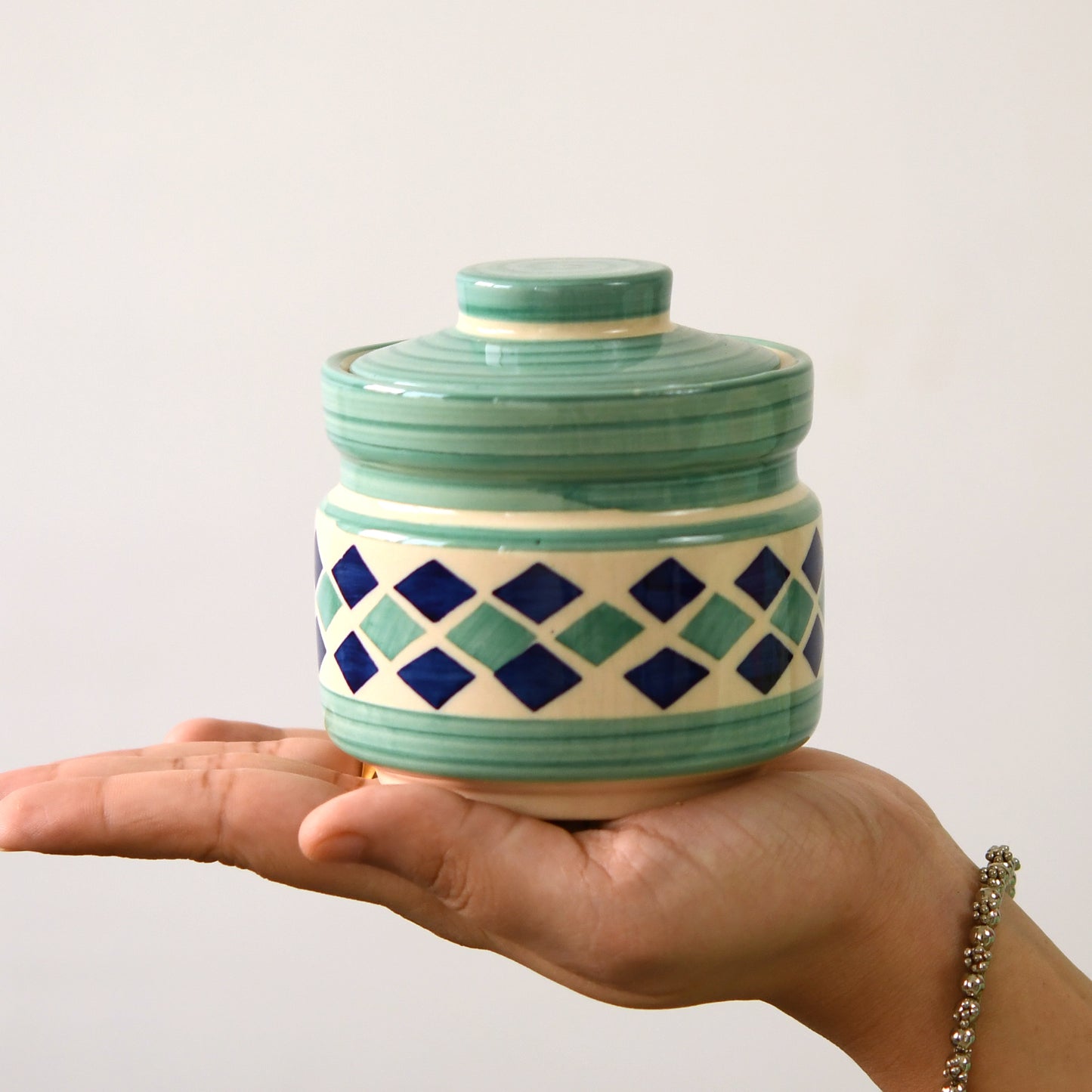 Diamond Waves Pickle Jar